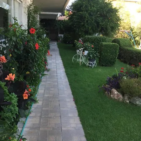 Chaliotis 公寓式酒店 哈尔基斯